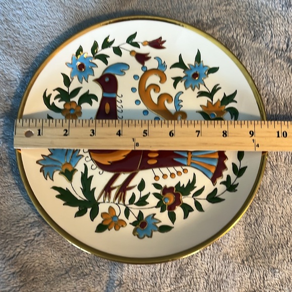 Tassoulis Hand Made 9.5” Plate Trimmed with 24 K Gold - Picture 4 of 10